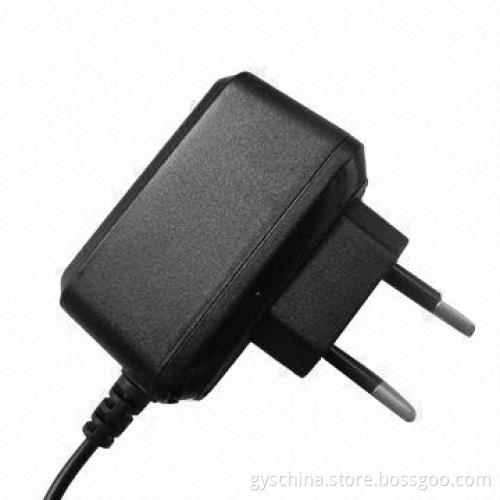 Smartphone Charger, Rapidly Charges Smartphones, 5V DC Output Voltage